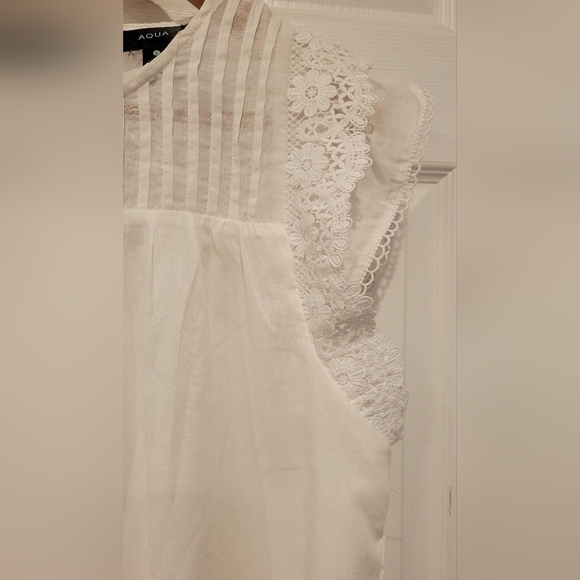 AQUA White Ruffle Pleated Delicate and Elegant Blouse size L 100% Cotton - Picture 4 of 8